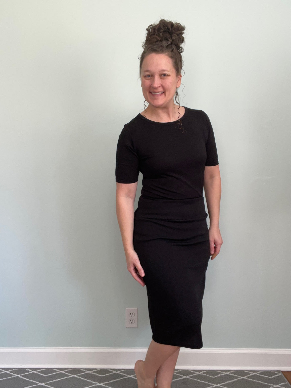 Classic Yoga Pencil Skirt - Black