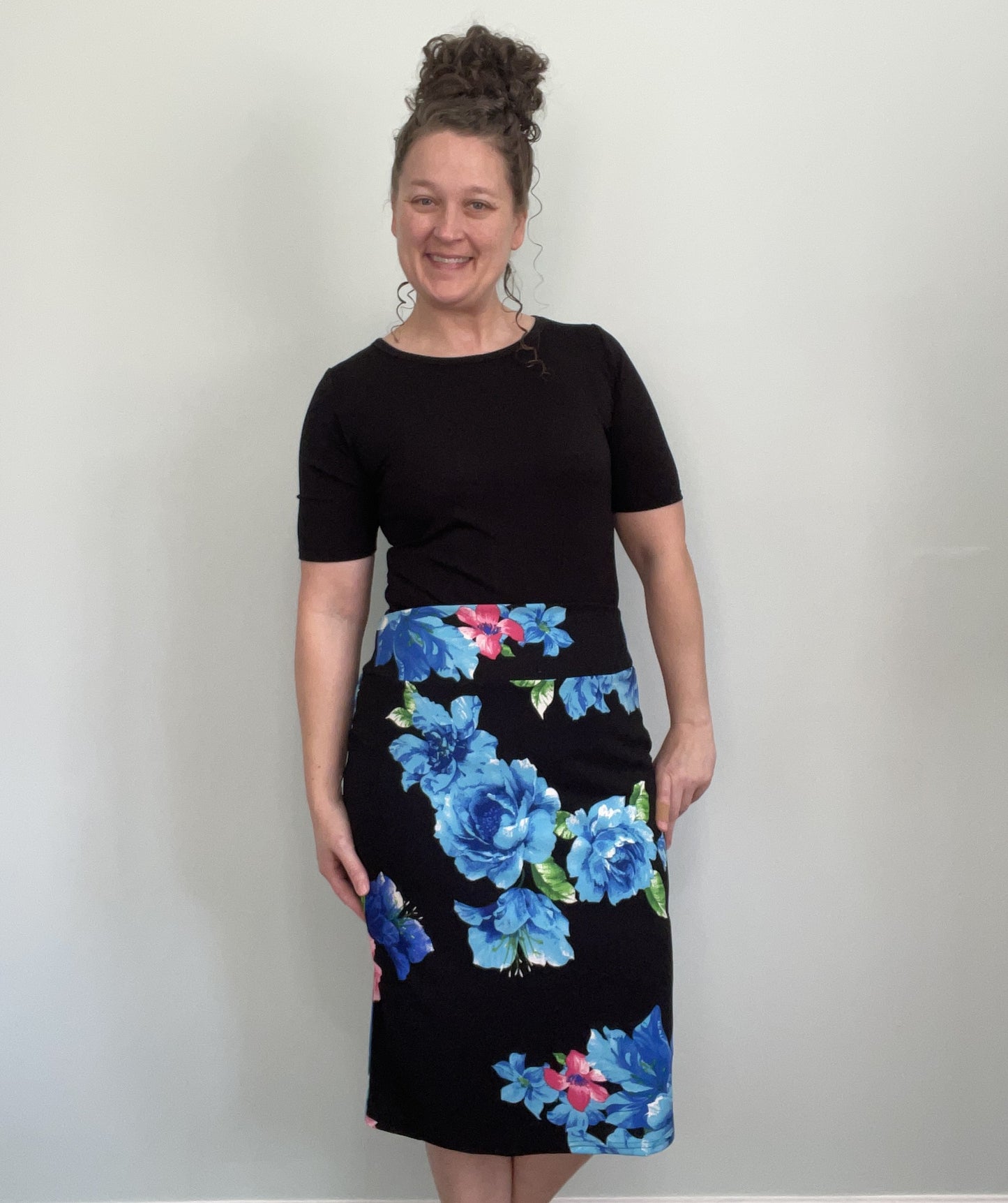 Classic Yoga Band Pencil Skirt - Blue Floral