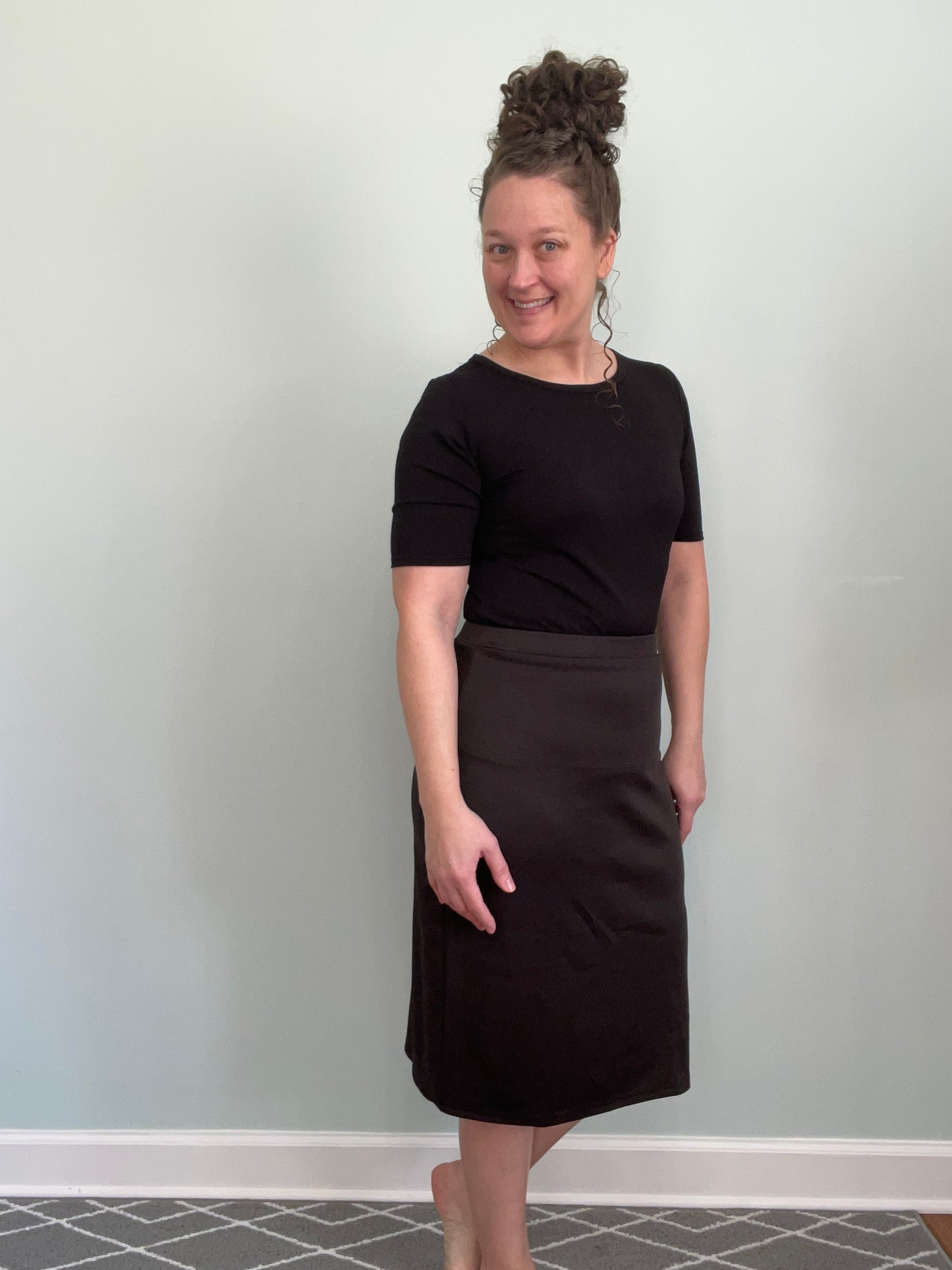 Classic Pencil Skirt - Black